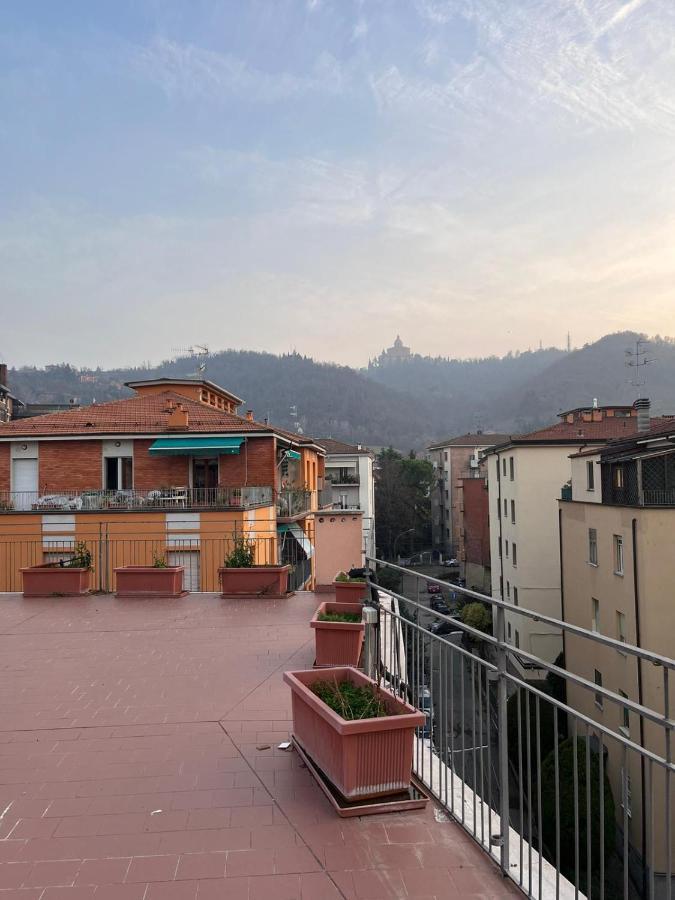 Camere In Appartamento Condiviso Vista San Luca Болонья Экстерьер фото