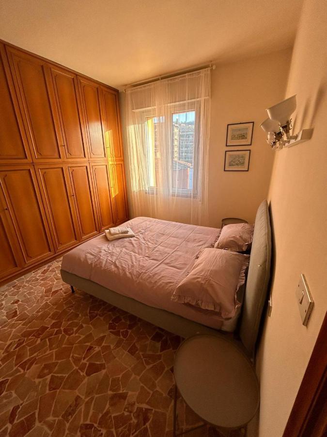 Camere In Appartamento Condiviso Vista San Luca Болонья Экстерьер фото