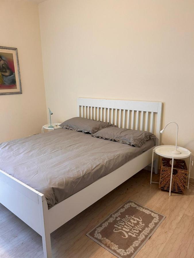 Camere In Appartamento Condiviso Vista San Luca Болонья Экстерьер фото