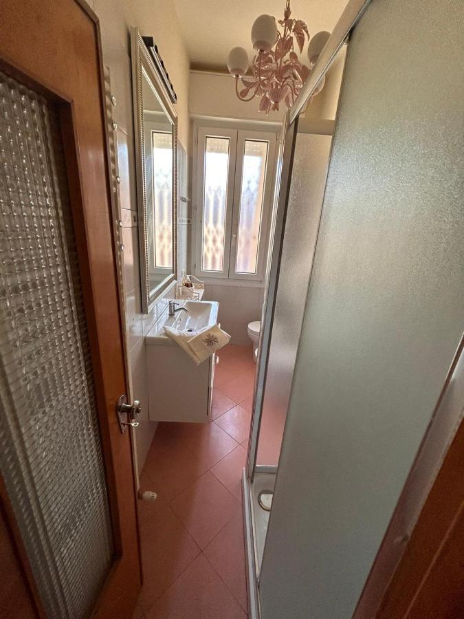 Camere In Appartamento Condiviso Vista San Luca Болонья Экстерьер фото